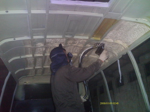 車廂保溫聚氨酯噴涂施工(圖2) 車廂保溫聚氨酯噴涂施工